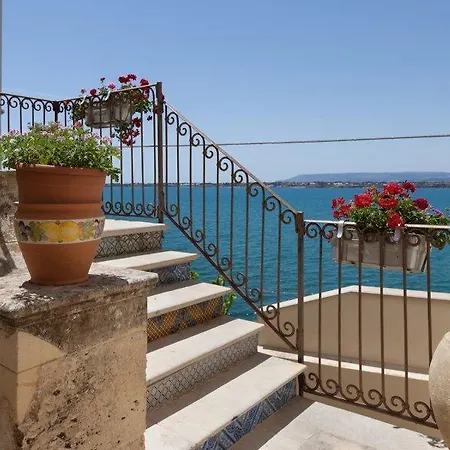Casa Ortigia *